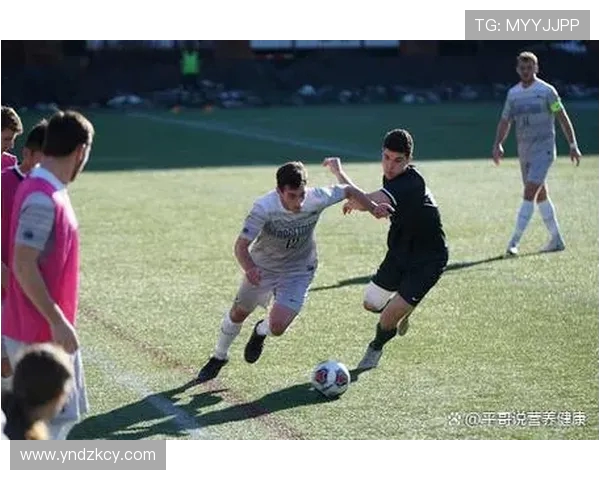 足球运动员的饮食管理与体能优化